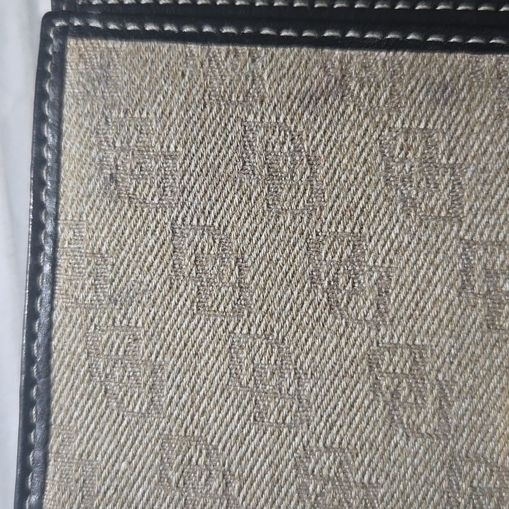 Dooney & Bourke Wallet & Wrislet - Picture 7 of 10